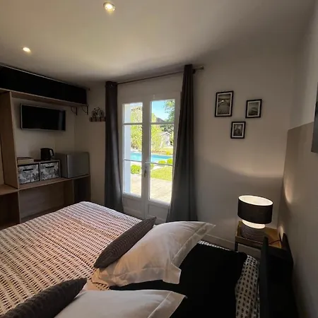 Avec Salle De Bain Privee De La Canopee De Mios