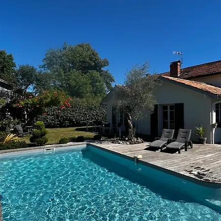Avec Salle De Bain Privee De La Canopee De 3*